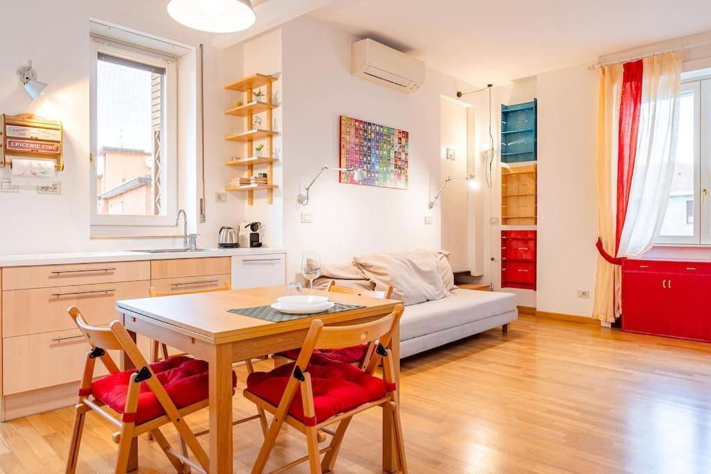 Guest Planet - Grazioso Bilocale Bande Nere M1 Appartement *