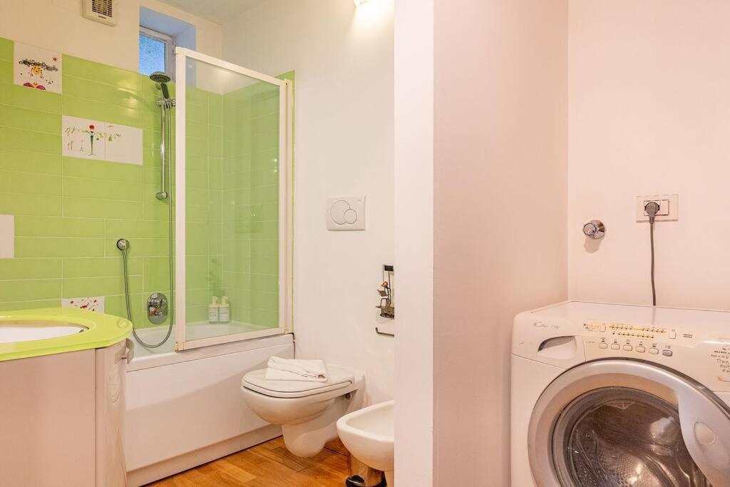 Guest Planet - Grazioso Bilocale Bande Nere M1 * Milaan